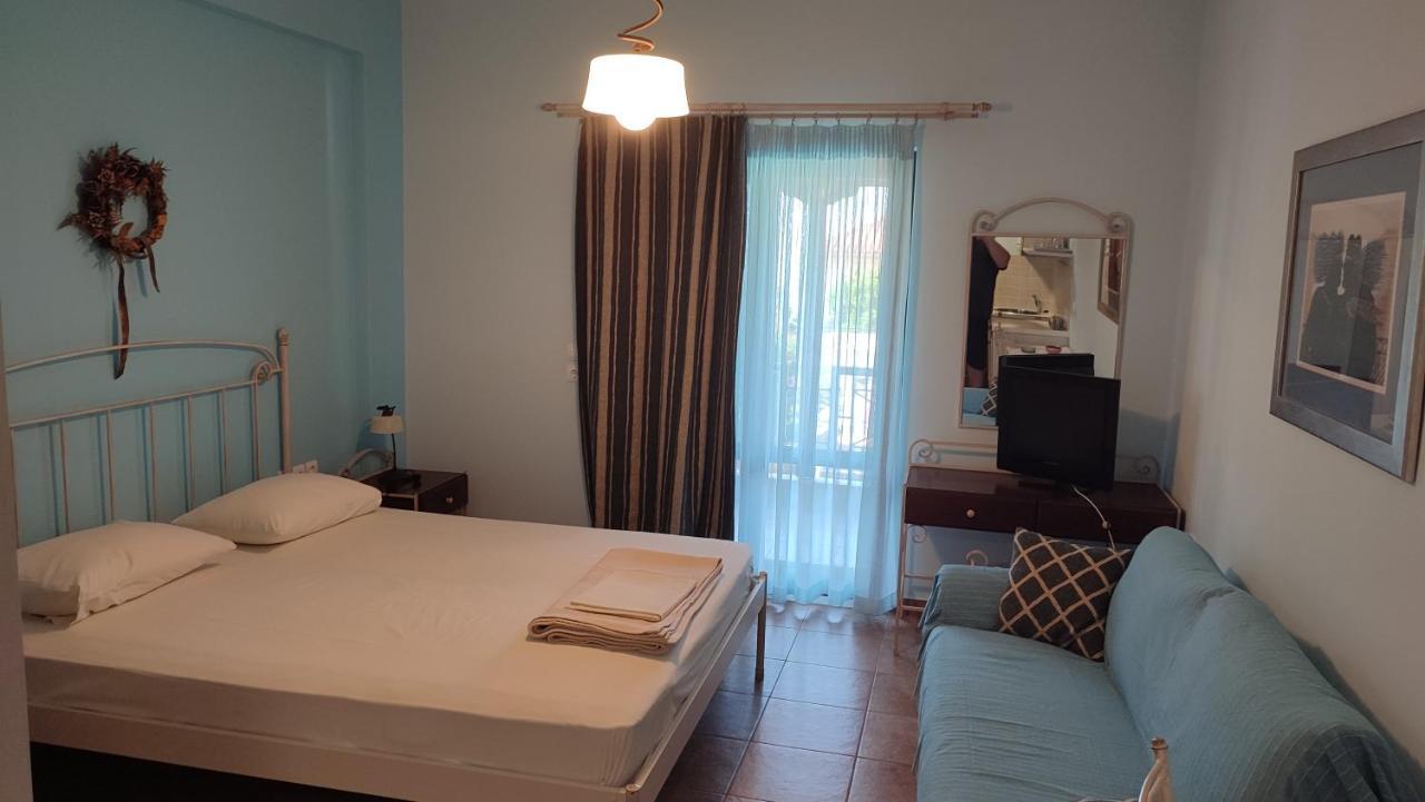 Guesthouse Michobeis Kamarína Exteriér fotografie