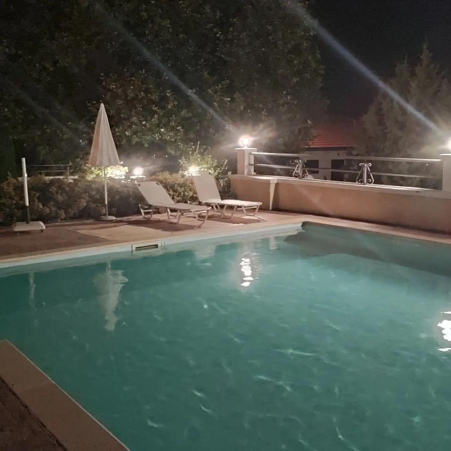 Guesthouse Michobeis Kamarína Exteriér fotografie