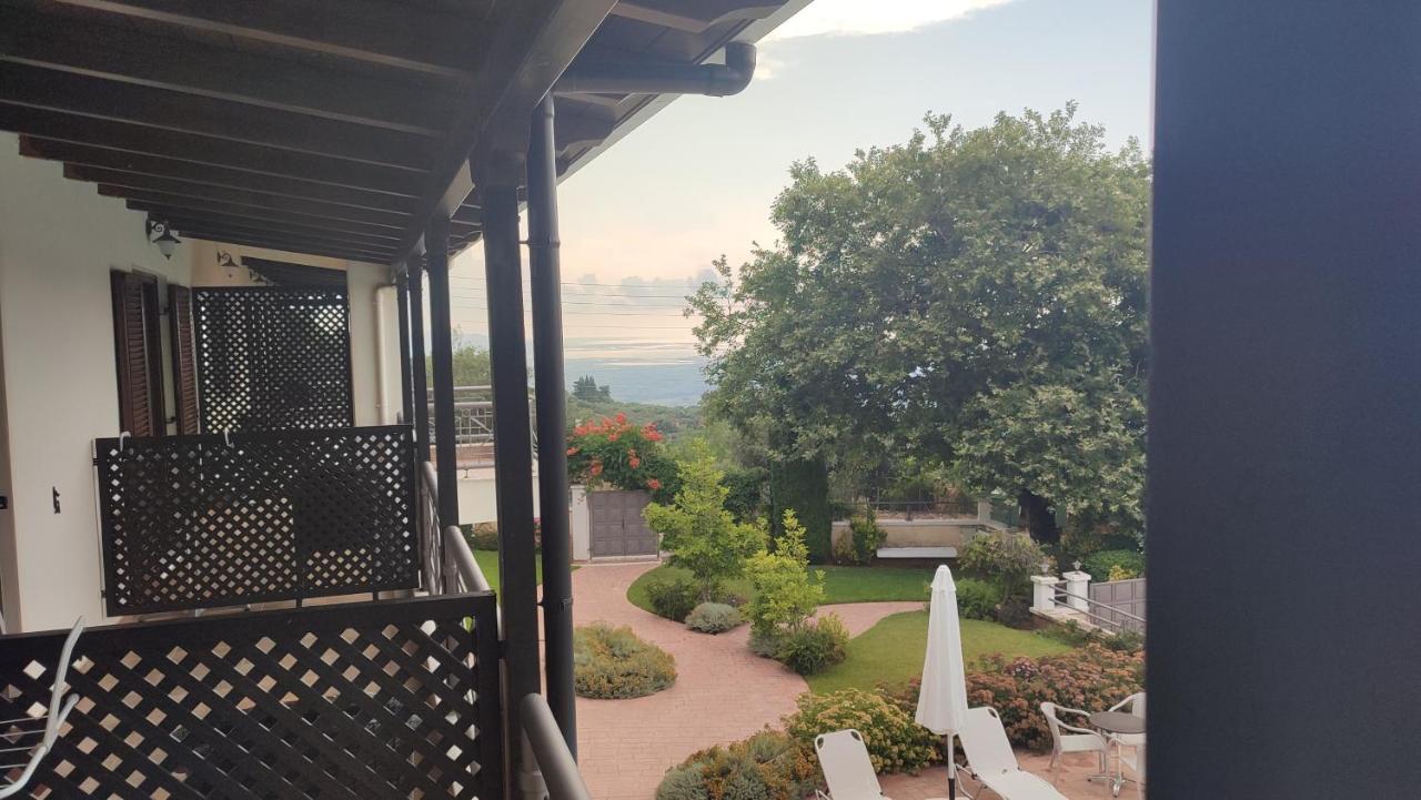 Guesthouse Michobeis Kamarína Exteriér fotografie